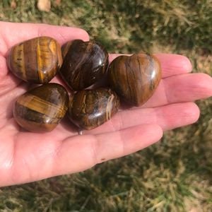 Tiger’s Eye Heart Crystal • Polished Heart-Shaped Stone for Protection & Confidence • Pocket Stone • Solar Plexus Chakra Gift - Crystals for everyone • Crystals And Cord
