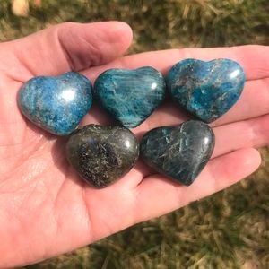 Blue Apatite Pocket Heart Crystal • Polished Heart for Clarity & Inspiration • Throat Chakra Stone • Crystal Gift • Healing Pocket Stone - Crystals for everyone • Crystals And Cord