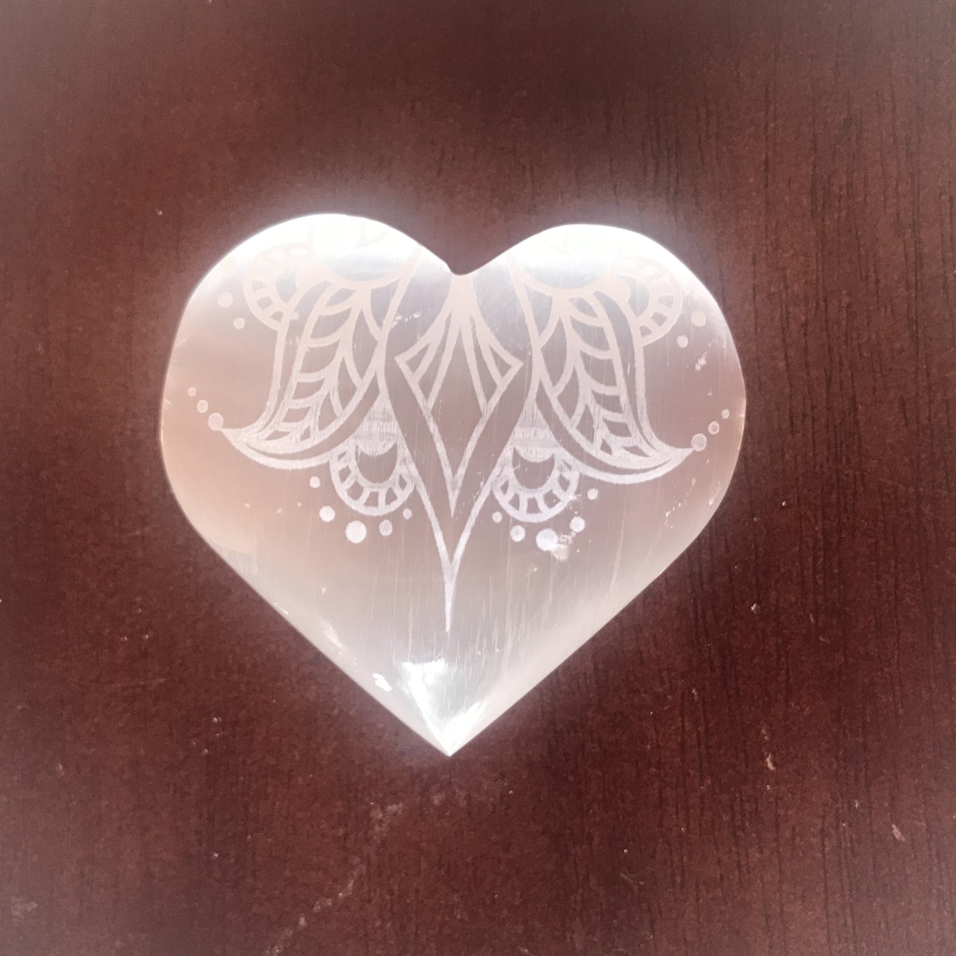 Energy Charging Selenite Heart, Metaphysical Crystal for Calm and Balance - Crystals for everyone • Crystals And Cord
