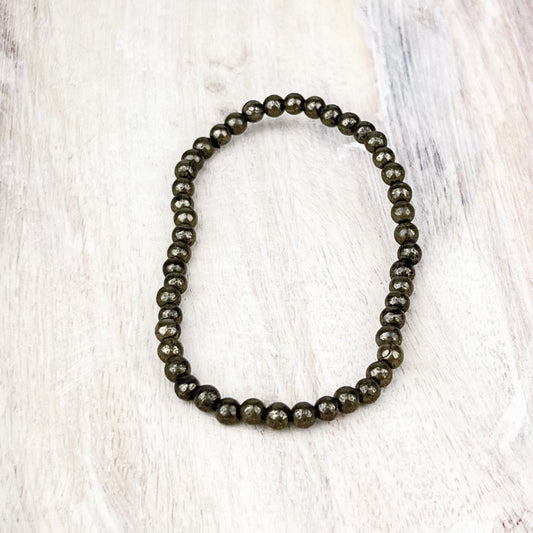 Pyrite Gemstone Bracelet: Protection Stone for New Beginnings and Prosperity - 4mm Beads - 7.5 Inches - Crystals for everyone • Crystals And Cord
