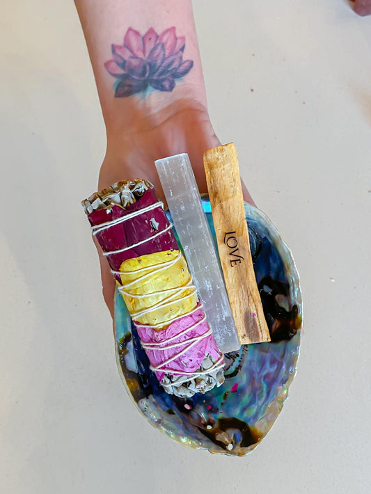 Energy Cleansing Smudge Set with Love Palo Santo, Selenite, and Abalone Shell - Positive Vibes Gift Kit - Crystals for everyone • Crystals And Cord