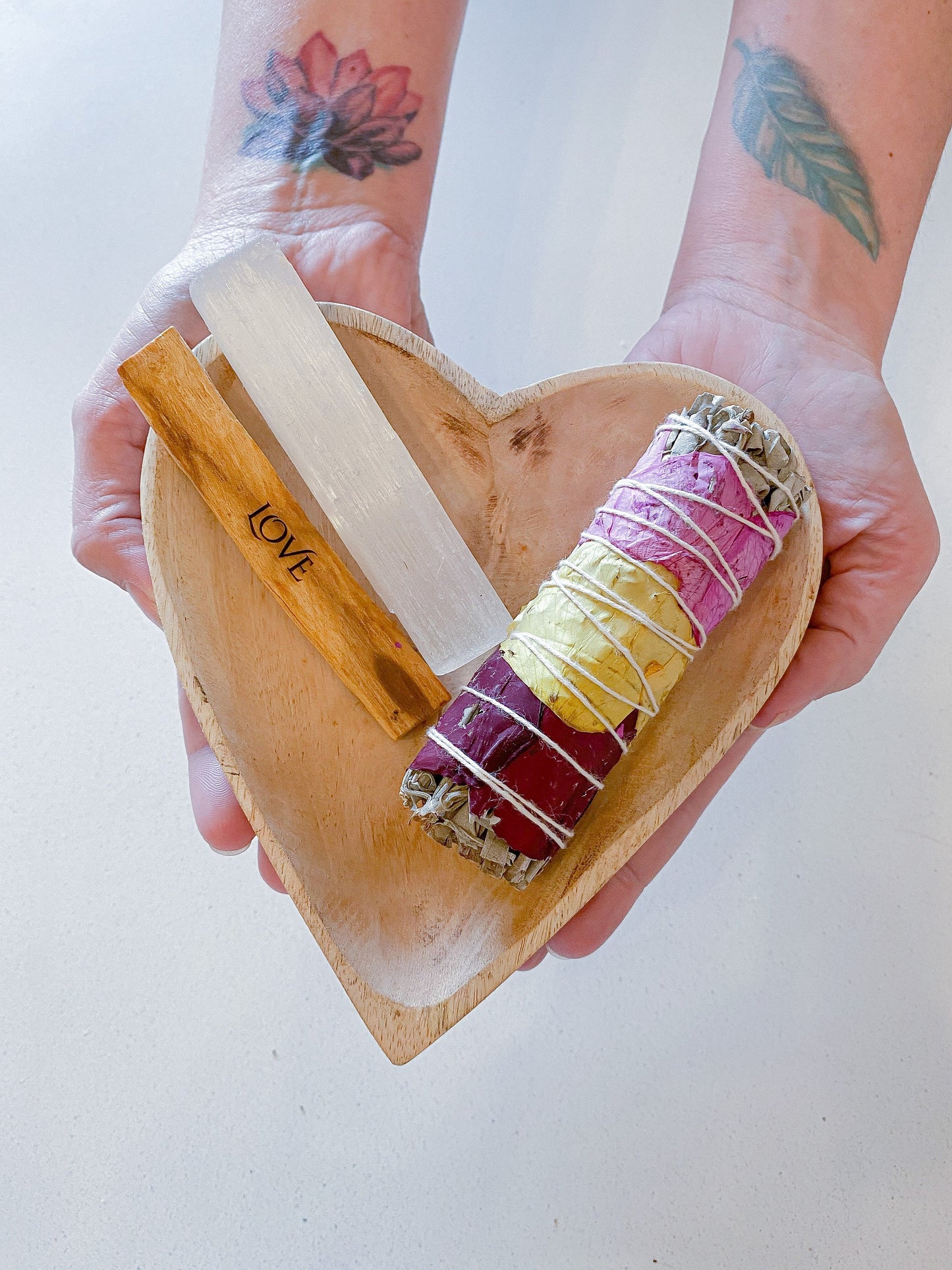 Energy Cleansing Smudge Set with Love Palo Santo, Selenite, and Abalone Shell - Positive Vibes Gift Kit - Crystals for everyone • Crystals And Cord