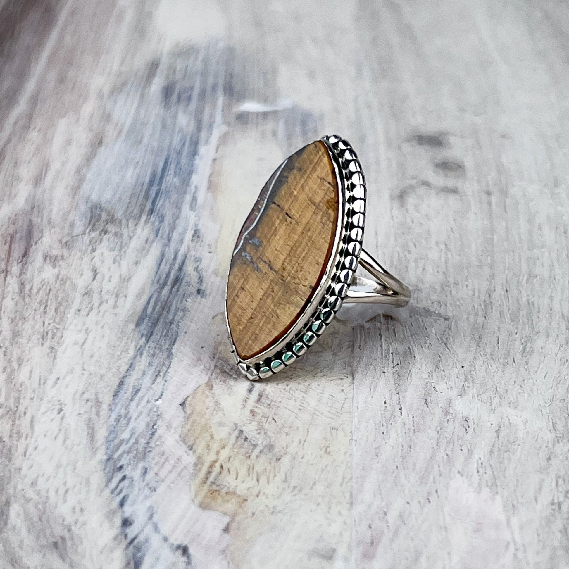 Tiger’s Eye Ring in 925 Sterling Silver – size 6 Protective Crystal Ring for Courage, Focus & Strength - Crystals for everyone • Crystals And Cord