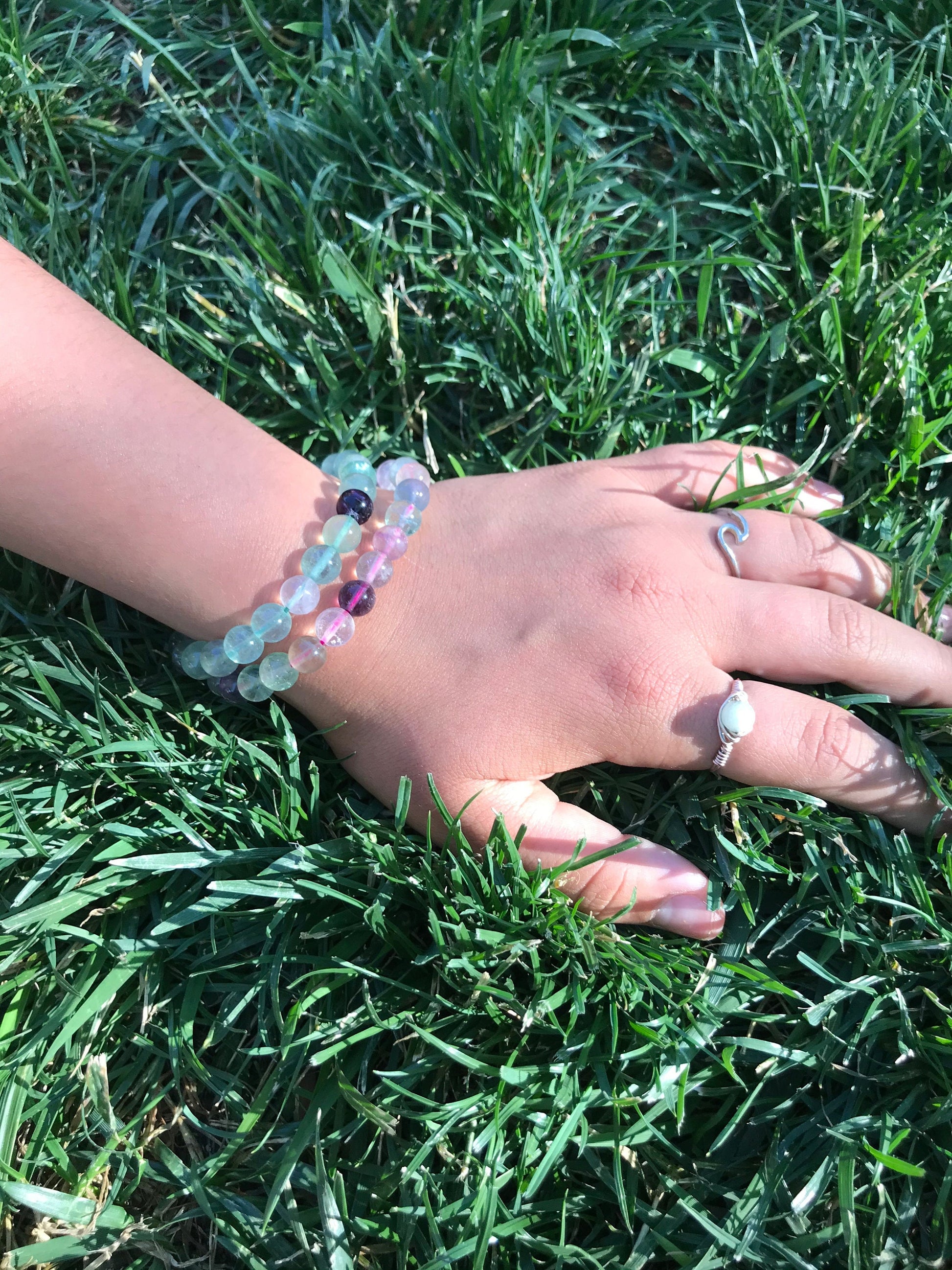 Fluorite Bead Bracelet – Natural Healing Crystal Stretch Bracelet for Clarity & Focus – Elastic Gemstone Jewelry Gift - Crystals for everyone • Crystals And Cord
