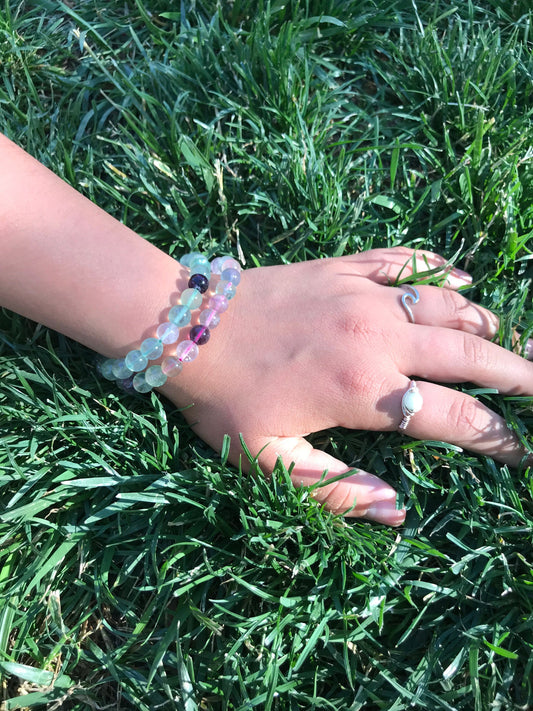Fluorite Bead Bracelet – Natural Healing Crystal Stretch Bracelet for Clarity & Focus – Elastic Gemstone Jewelry Gift - Crystals for everyone • Crystals And Cord