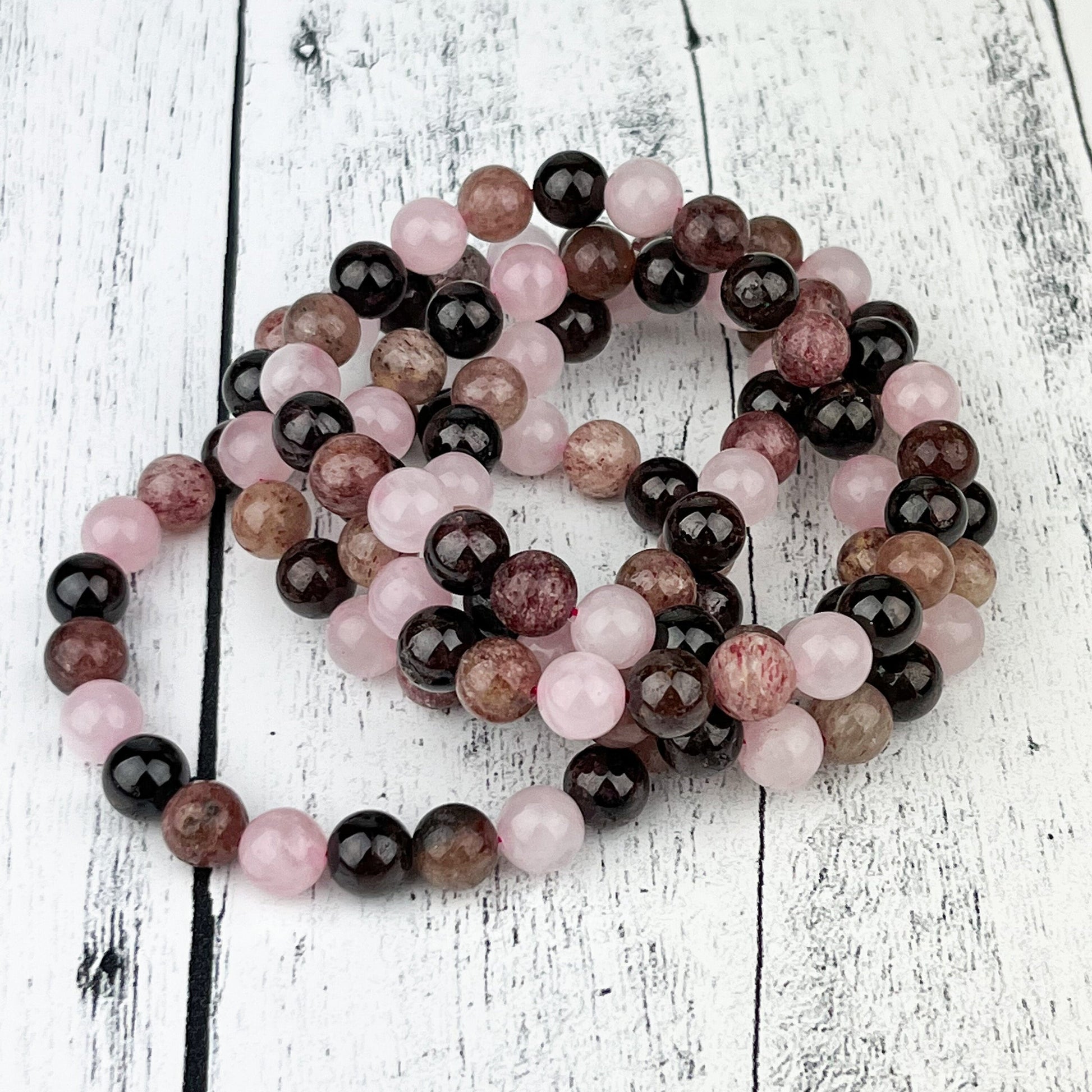 Chakra Healing Gemstone Bracelet with Rose Quartz, Red Aventurine, and Garnet | Love, Serenity, Self-Confidence - Crystals for everyone • Crystals And Cord