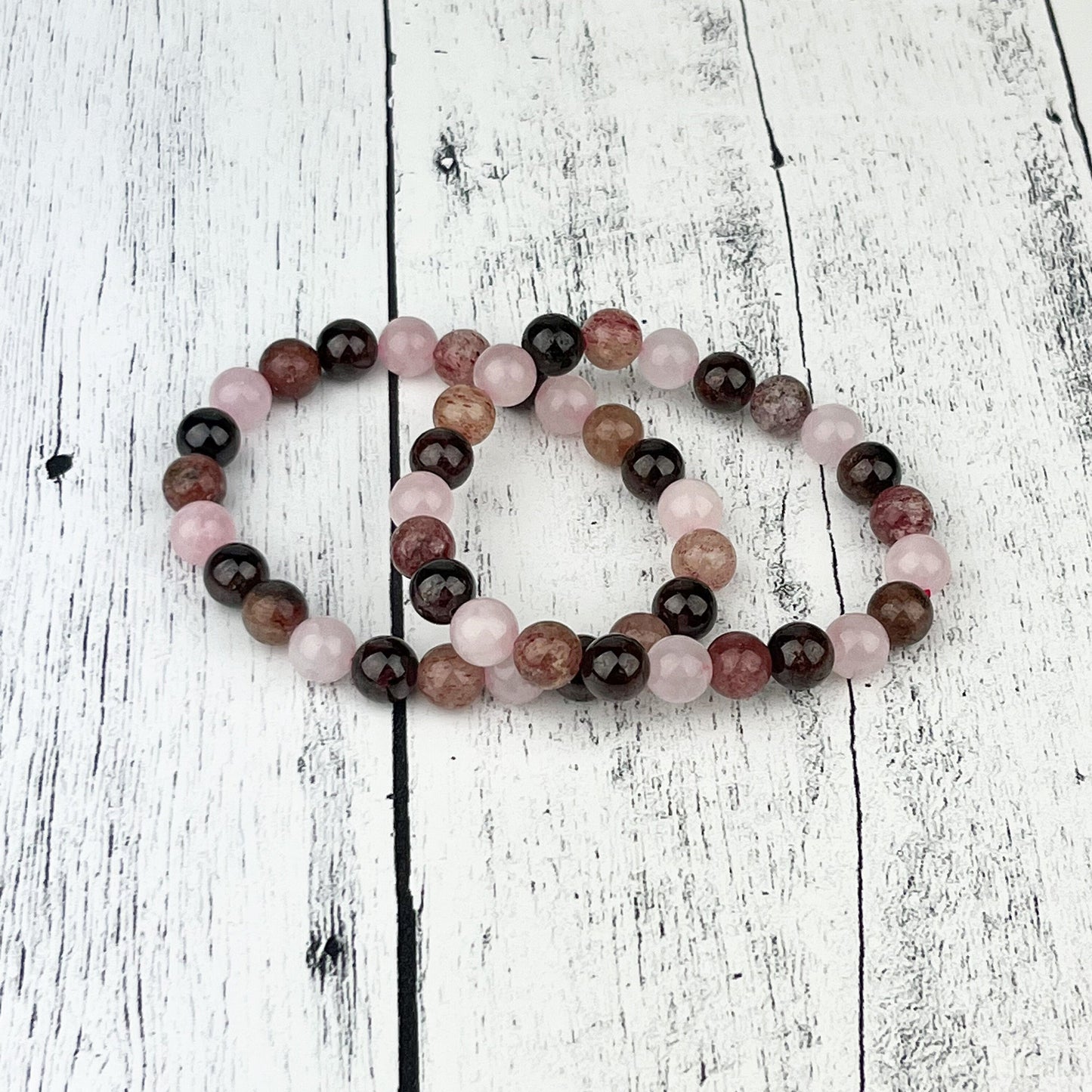 Chakra Healing Gemstone Bracelet with Rose Quartz, Red Aventurine, and Garnet | Love, Serenity, Self-Confidence - Crystals for everyone • Crystals And Cord