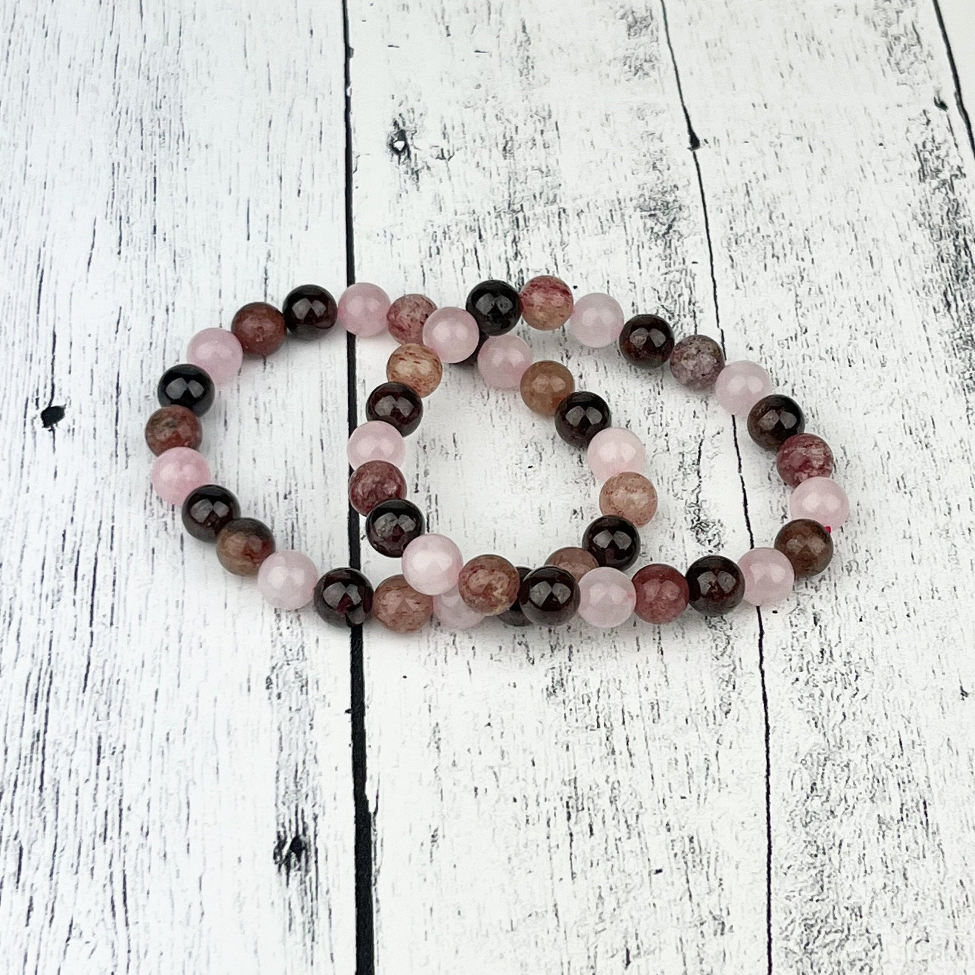 Chakra Healing Gemstone Bracelet with Rose Quartz, Red Aventurine, and Garnet | Love, Serenity, Self-Confidence - Crystals for everyone • Crystals And Cord