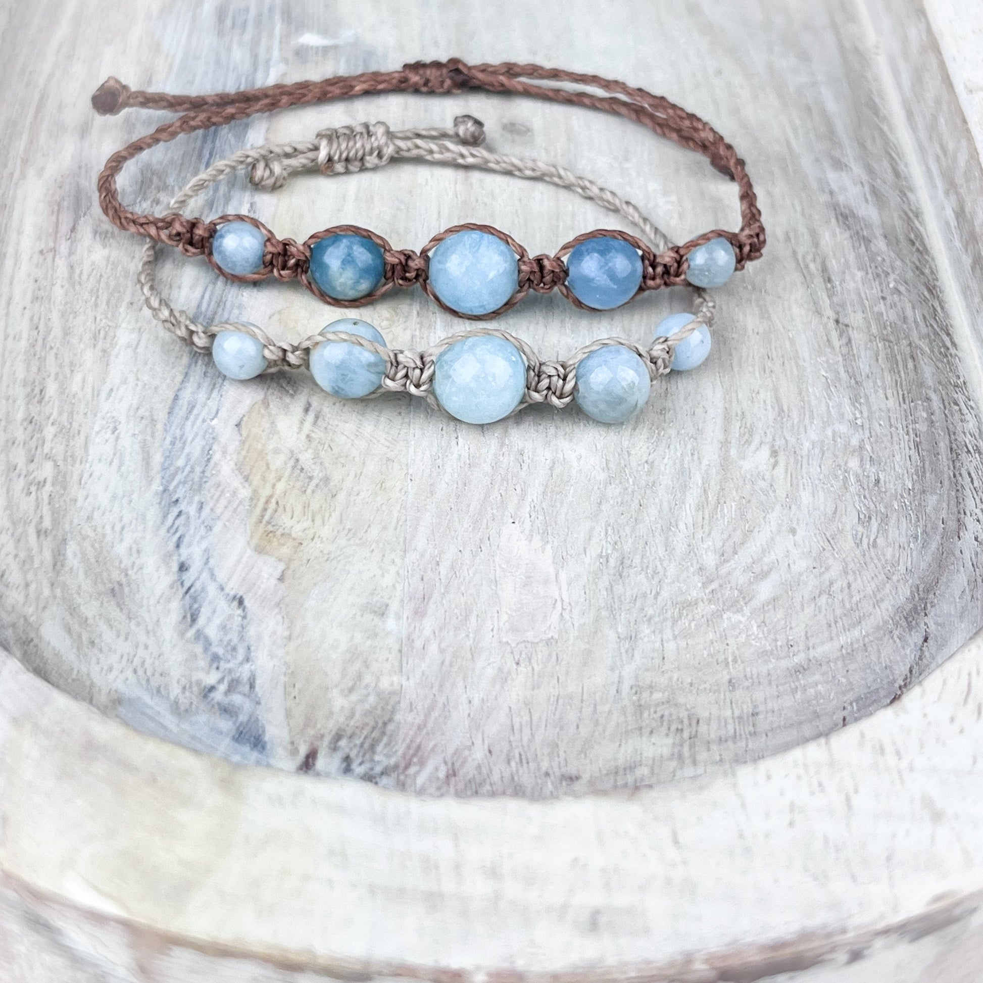 Adjustable Aquamarine Bracelet Hand-Knotted Gemstone for Stress Relief & Creative Inspiration - Crystals for everyone • Crystals And Cord