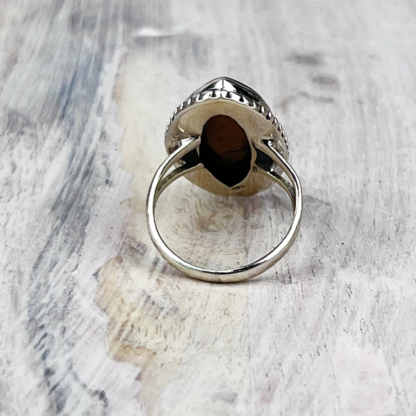 Tiger’s Eye Ring in 925 Sterling Silver – size 6 Protective Crystal Ring for Courage, Focus & Strength - Crystals for everyone • Crystals And Cord
