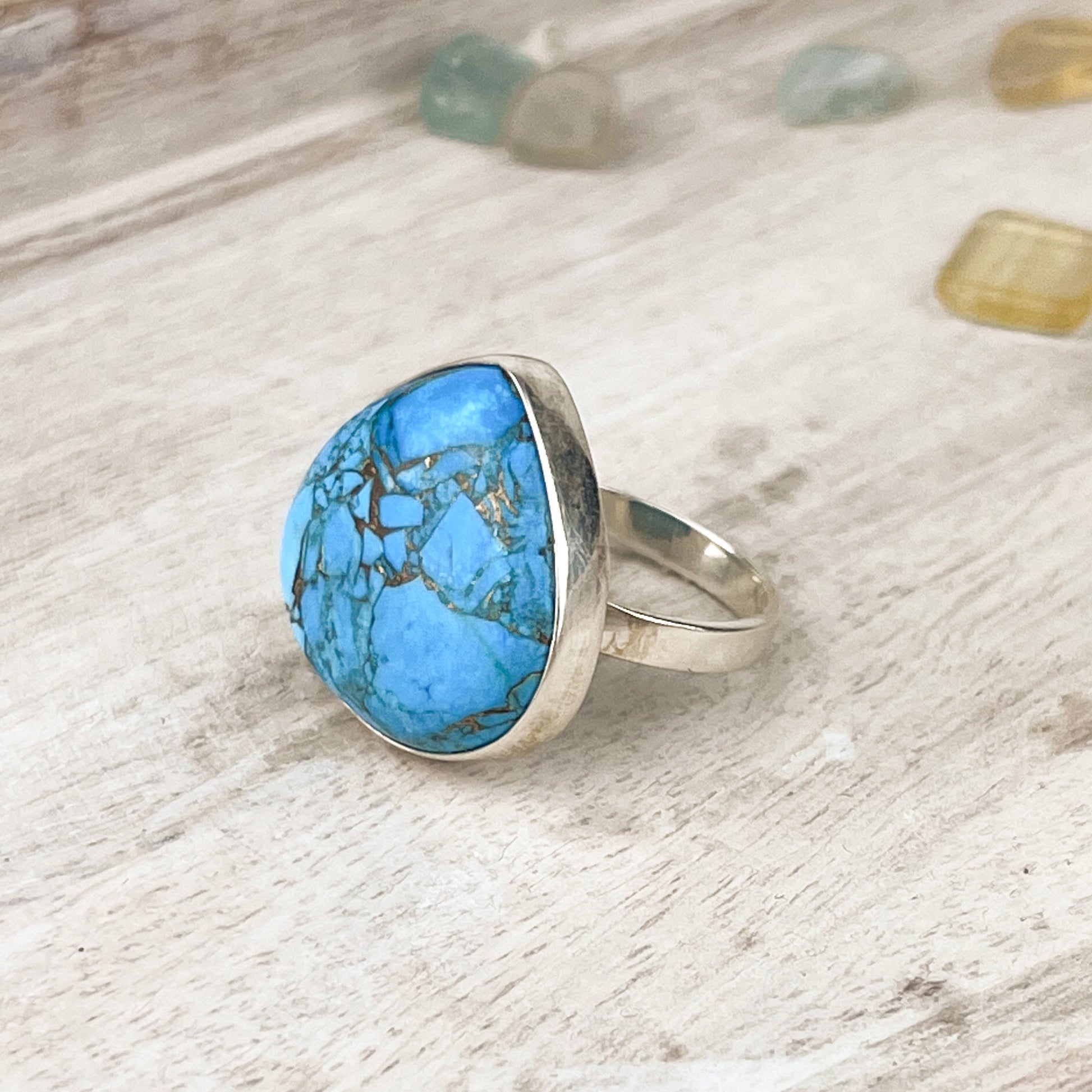 Captivating Turquoise Gemstone Ring in 925 Sterling Silver, Size 8 - Symbolizing Wisdom, Protection, Tranquility, and Hope - Crystals for everyone • Crystals And Cord