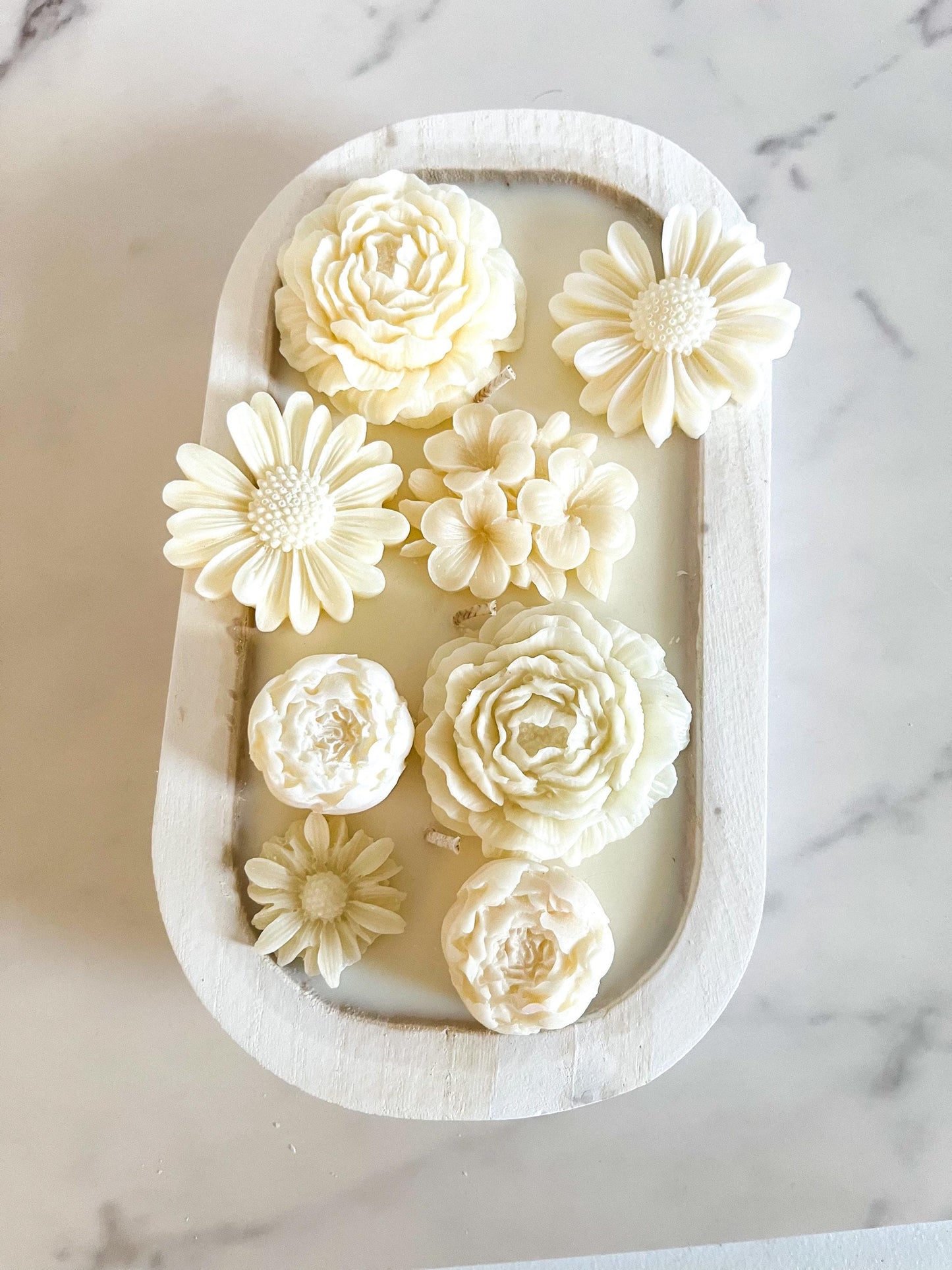 Flower Garden Candle in Dough Bowl, Hand Poured Wax, Long Lasting Candle, gift, Housewarming, wedding , anniversary - Crystals for everyone • Crystals And Cord