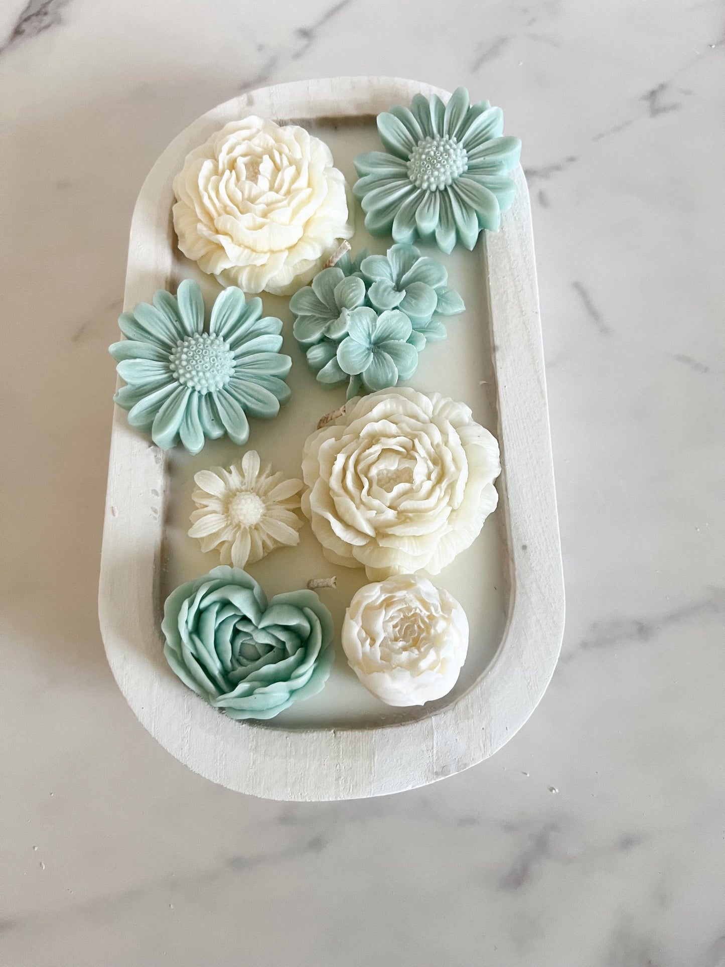 Flower Garden Candle in Dough Bowl, Hand Poured Wax, Long Lasting Candle, gift, Housewarming, wedding , anniversary - Crystals for everyone • Crystals And Cord