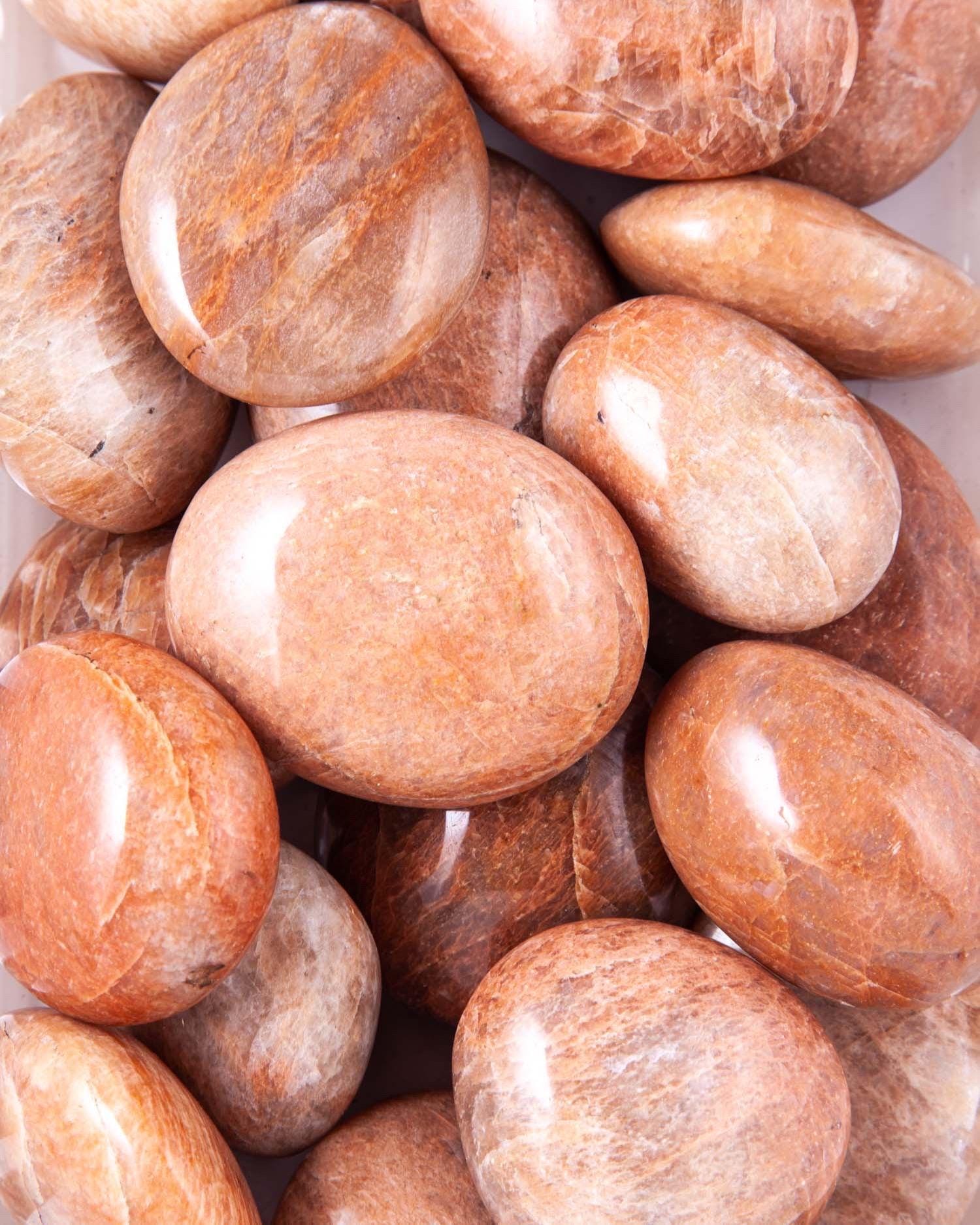 Hand Polished Peach Moonstone Palm Stone for Emotional Healing - Unique Madagascar Stone Approx 30-60mm - Crystals for everyone • Crystals And Cord