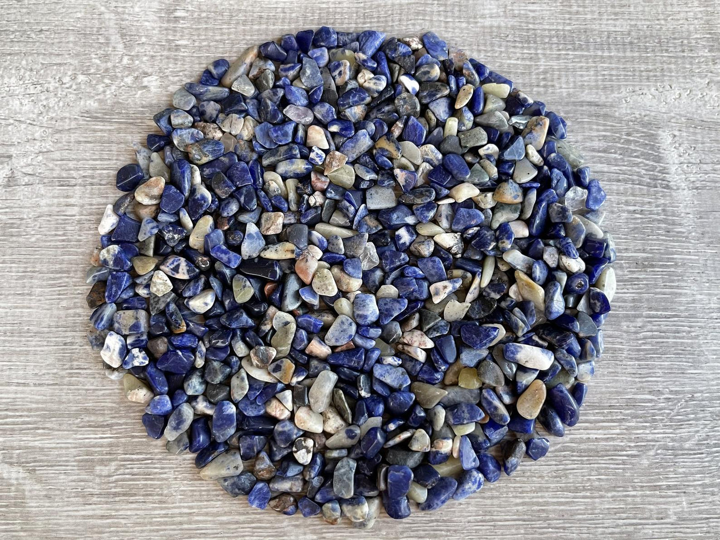 Sodalite Chips - Crystals for everyone • Crystals And Cord