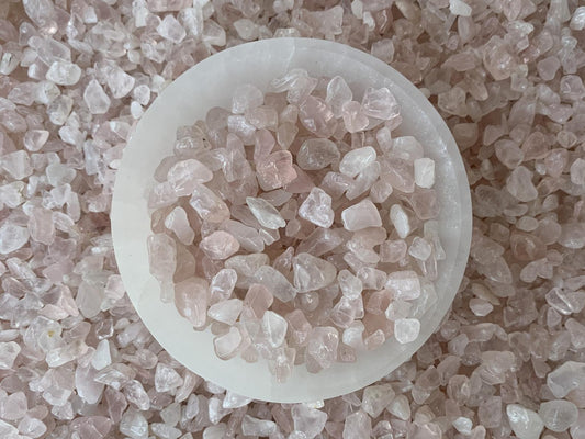 Rose Quartz Chips - Crystals for everyone • Crystals And Cord