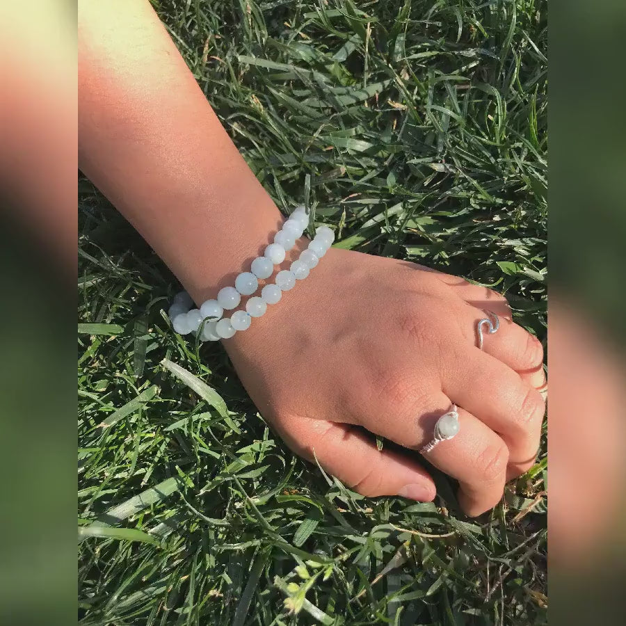 Calming Aquamarine Gemstone Bracelet with 6mm Beads for Stress Relief and Mental Clarity